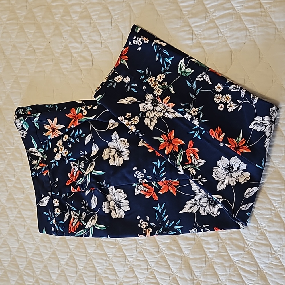 Floral capris
